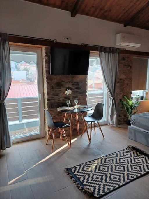 Luxury Apartment With Balcony Mytilíni Exterior foto